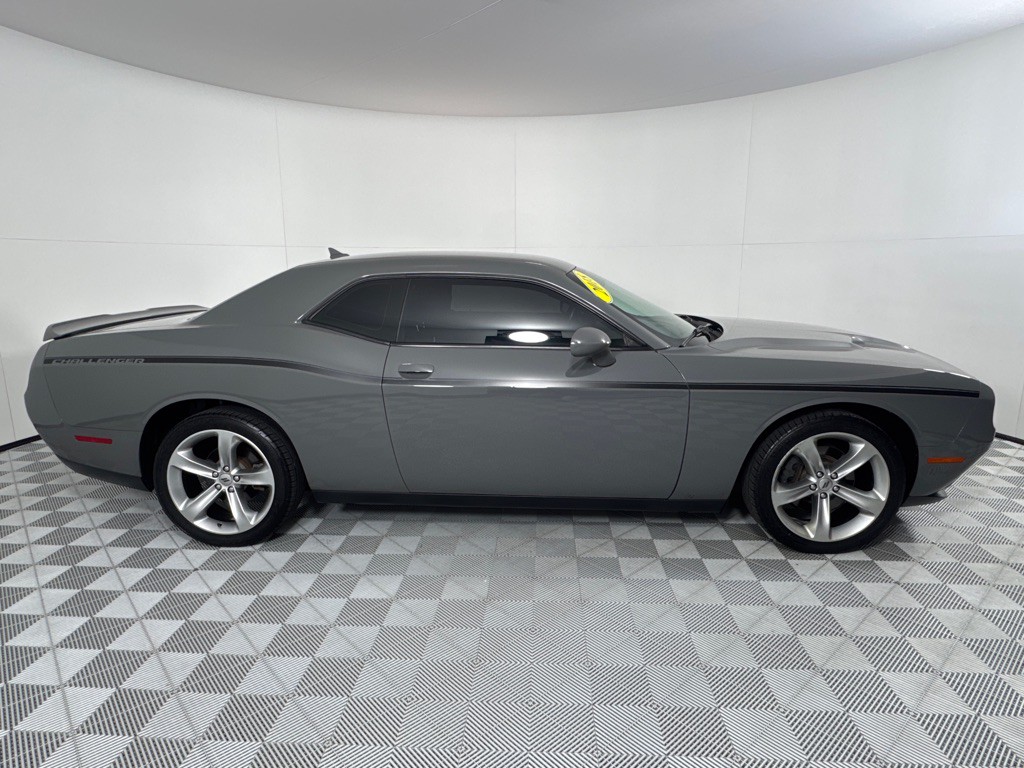 2018 Dodge Challenger Image 4