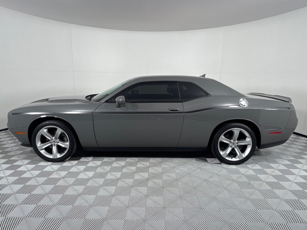 2018 Dodge Challenger Image 9