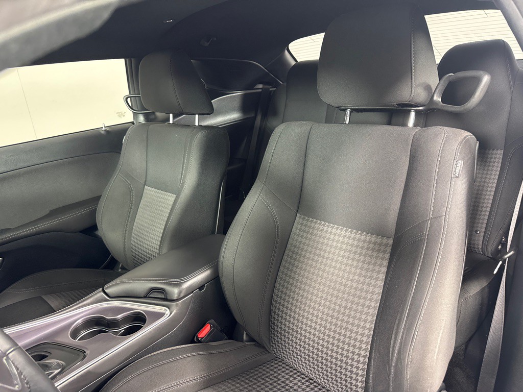 2018 Dodge Challenger Image 15