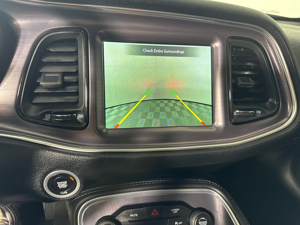 2018 Dodge Challenger Image 18