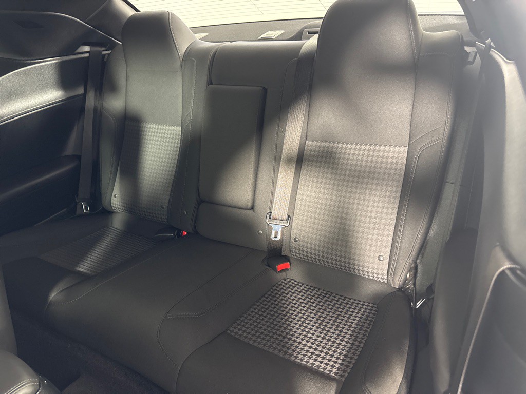2018 Dodge Challenger Image 22