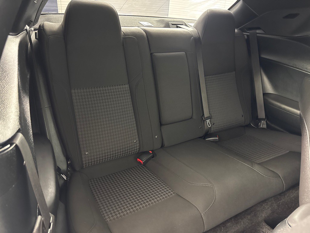 2018 Dodge Challenger Image 23