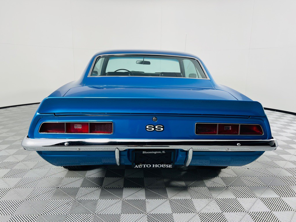 1969 Chevrolet Camaro Image 10