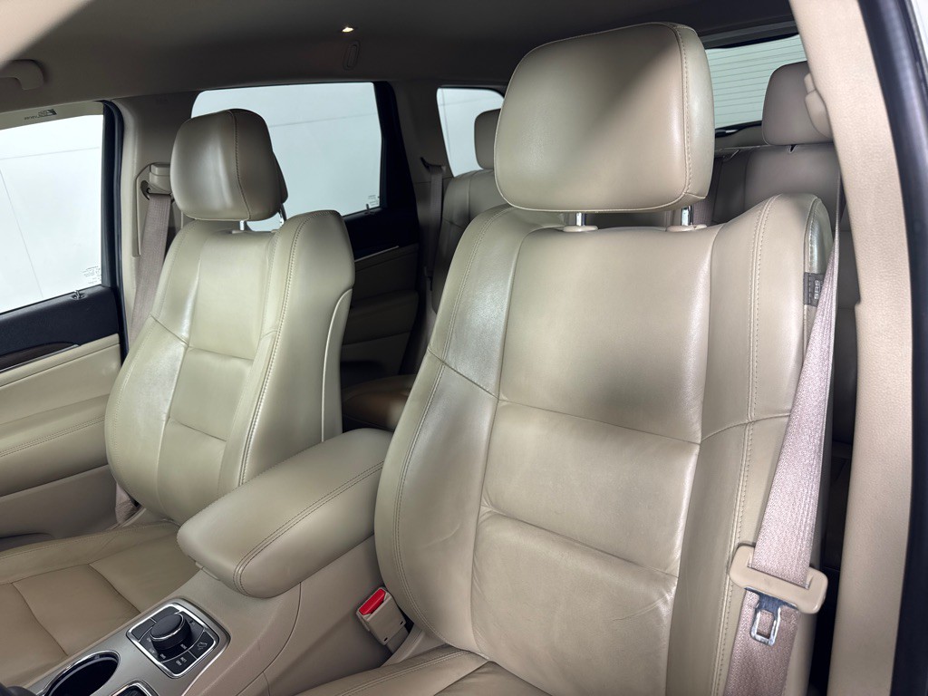 2017 Jeep Grand Cherokee Image 15