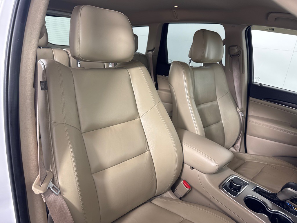 2017 Jeep Grand Cherokee Image 28