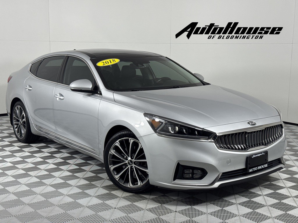2018 Kia Cadenza Image 1