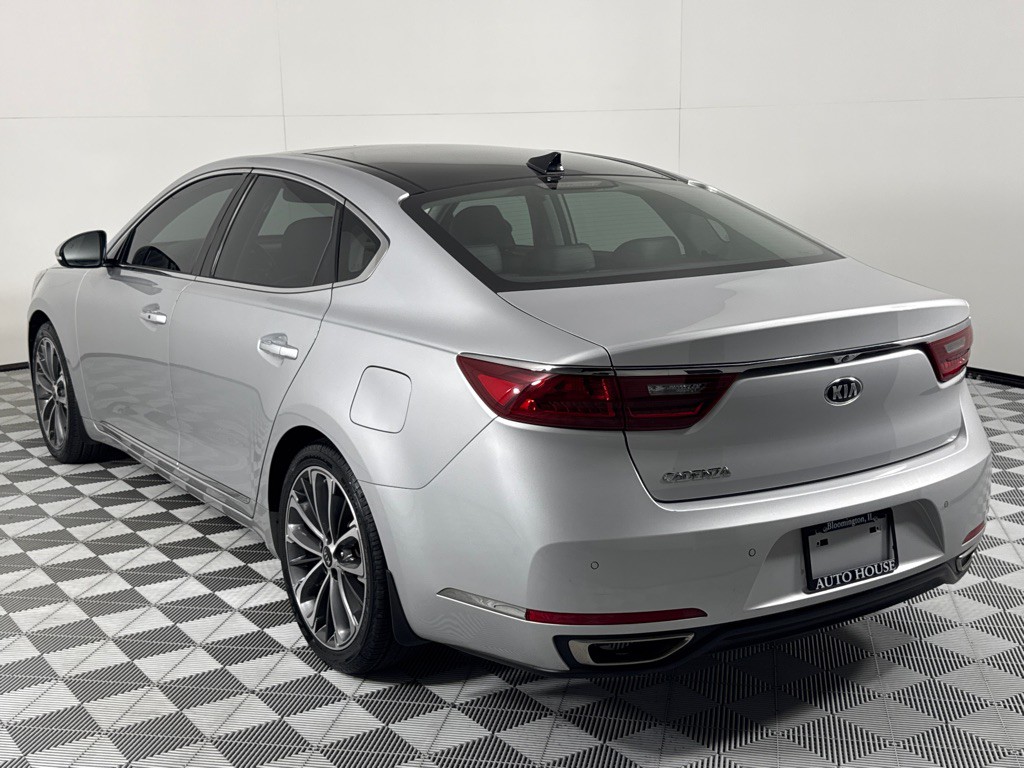 2018 Kia Cadenza Image 7