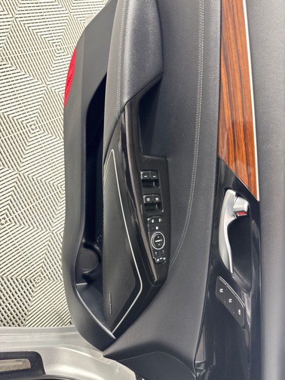 2018 Kia Cadenza Image 13