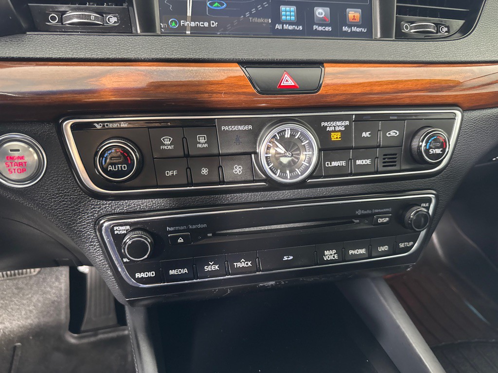 2018 Kia Cadenza Image 21