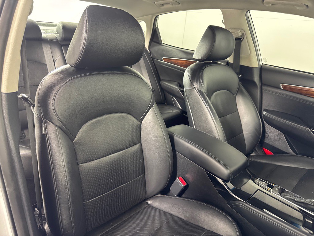 2018 Kia Cadenza Image 28