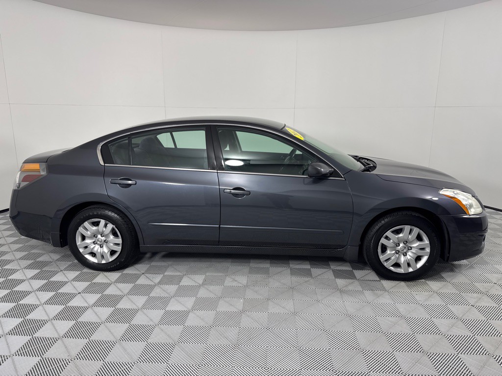 2012 Nissan Altima Image 4