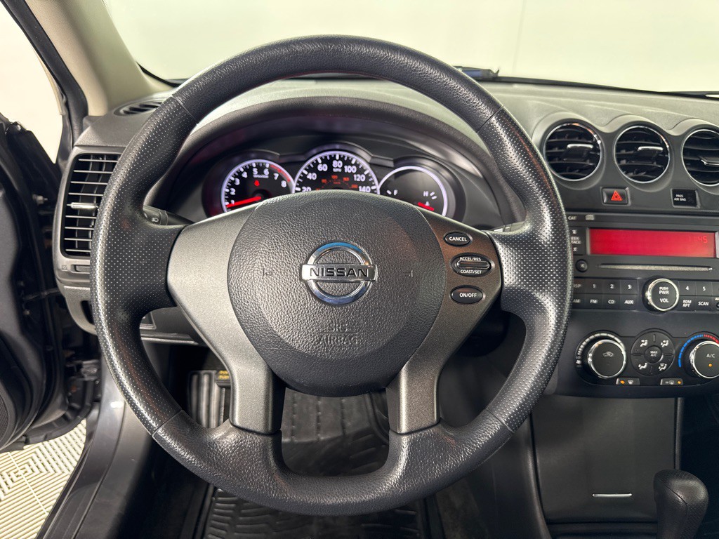 2012 Nissan Altima Image 16