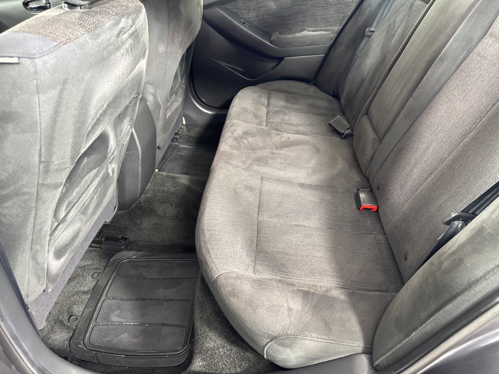 2012 Nissan Altima Image 19