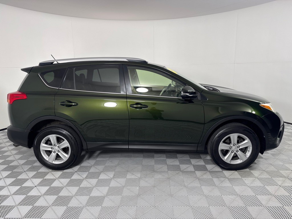 2013 Toyota Rav4 Image 4