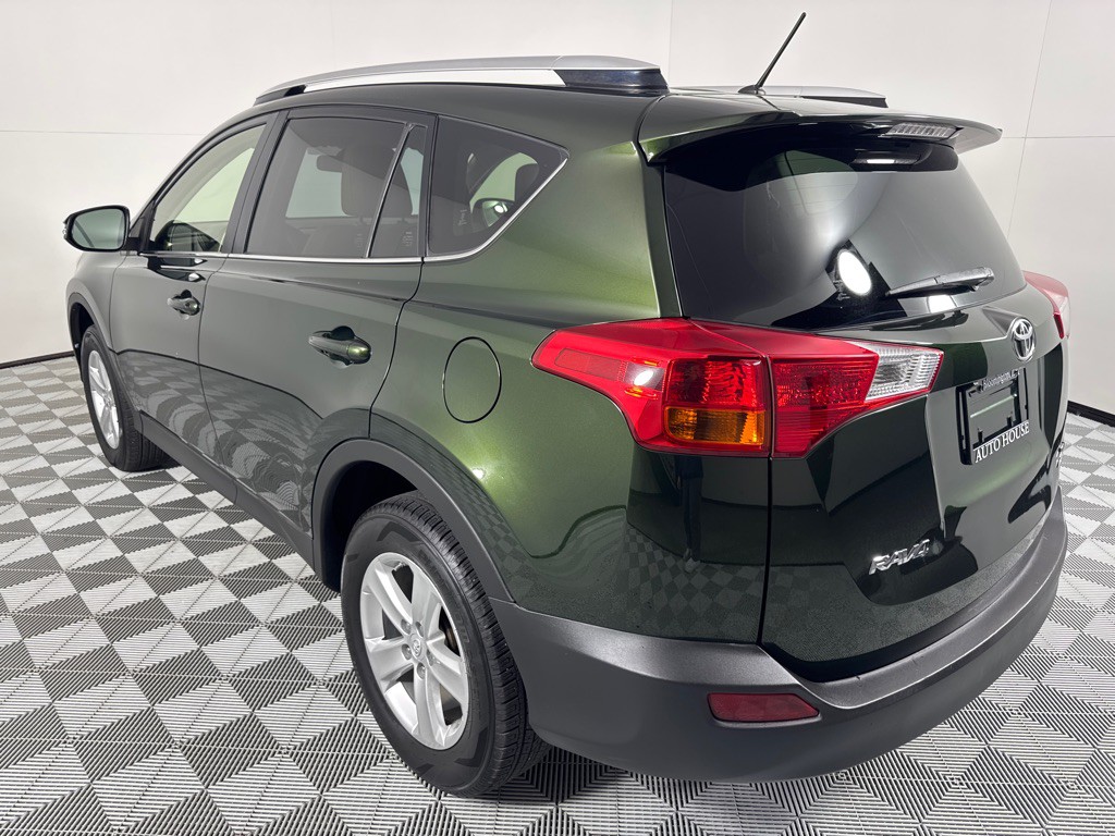 2013 Toyota Rav4 Image 8