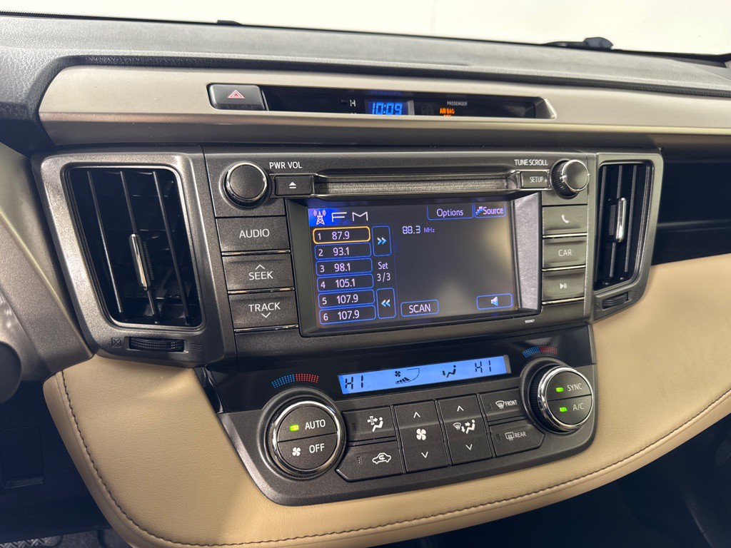 2013 Toyota Rav4 Image 19