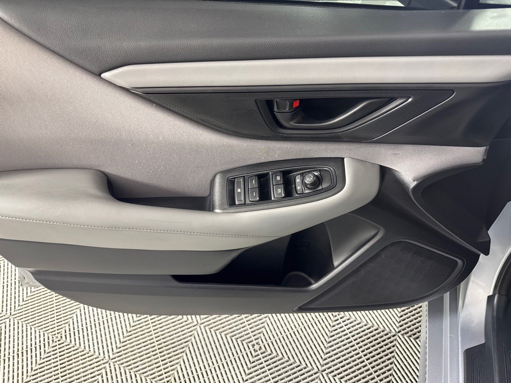 2020 Subaru Legacy Image 12