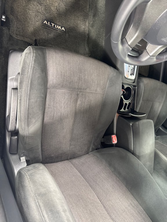 2012 Nissan Altima Image 12