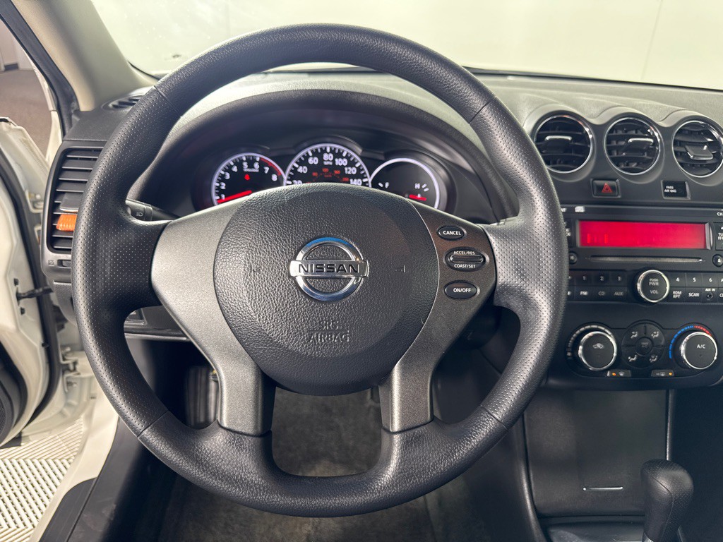 2012 Nissan Altima Image 15