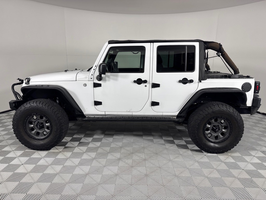 2014 Jeep Wrangler Unlimited Image 9