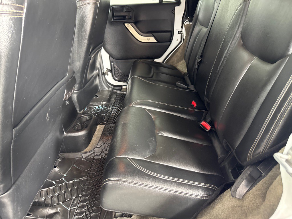 2014 Jeep Wrangler Unlimited Image 19