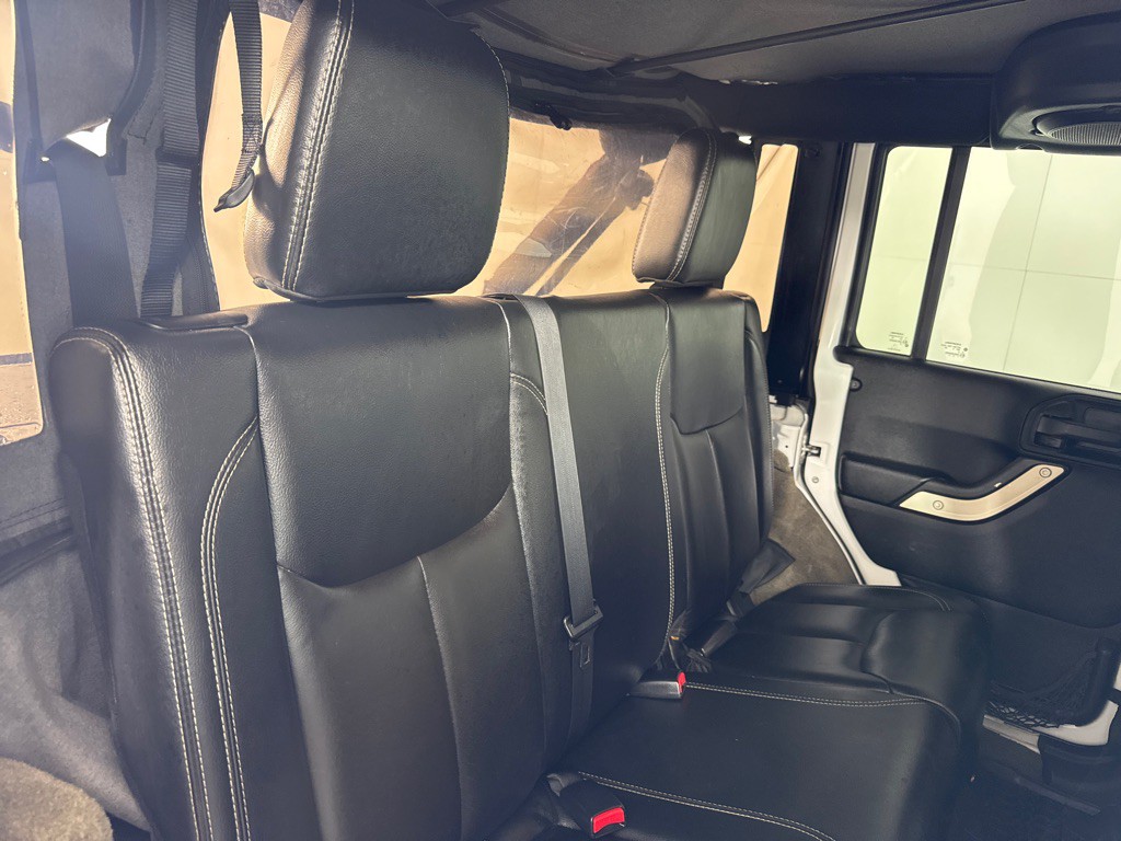 2014 Jeep Wrangler Unlimited Image 23