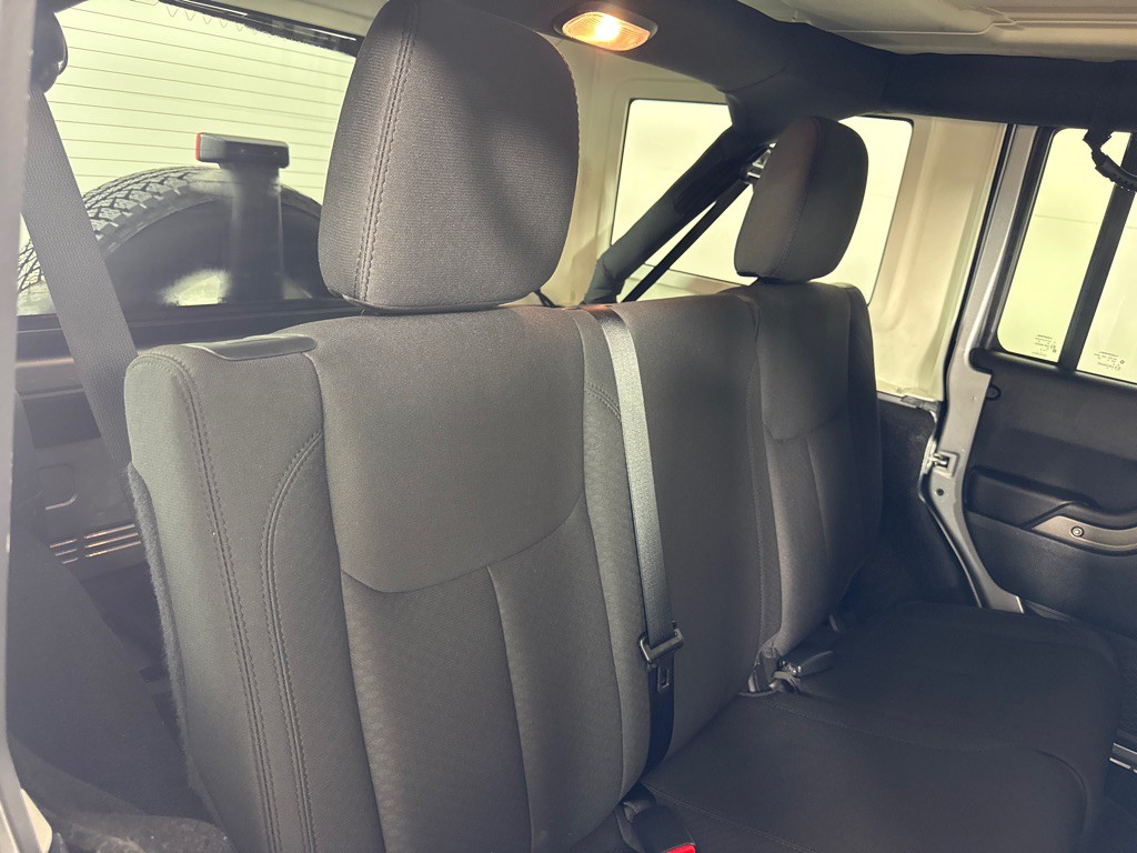 2016 Jeep Wrangler Unlimited Image 23