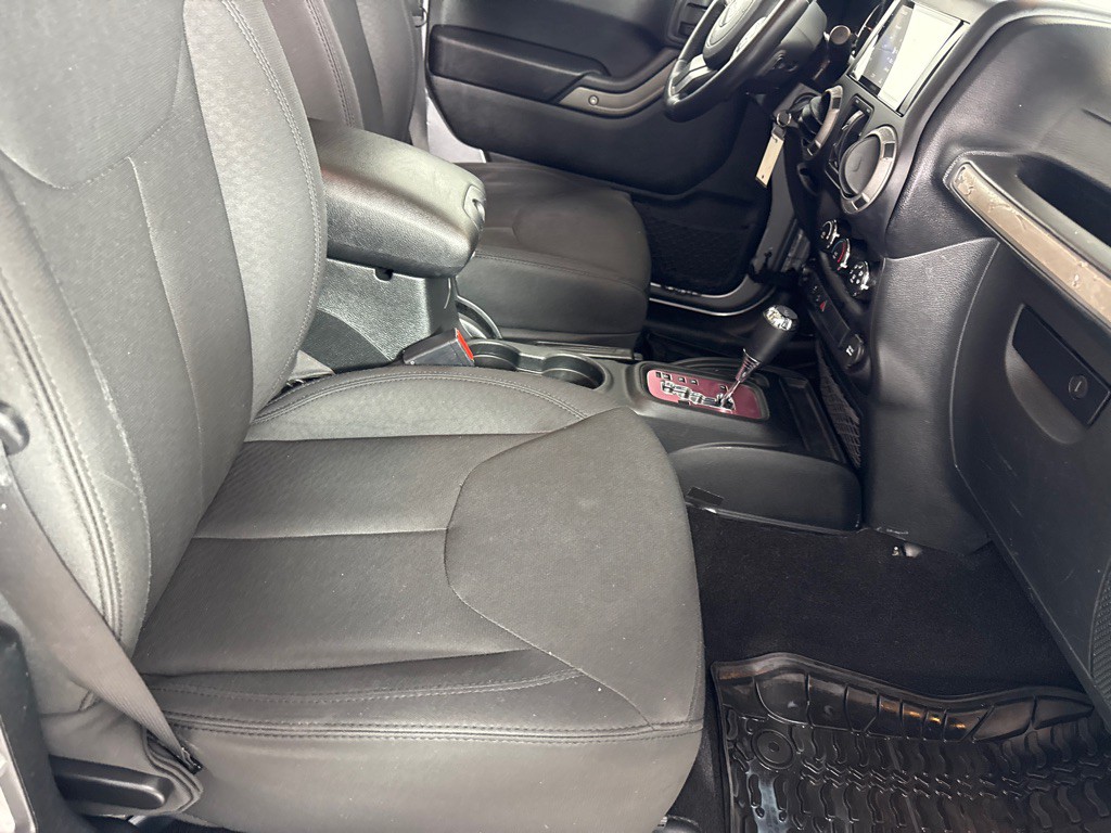 2016 Jeep Wrangler Unlimited Image 24