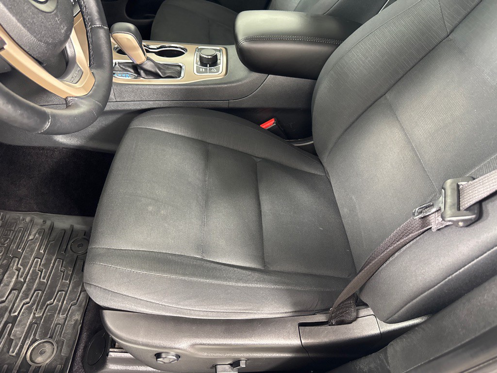 2017 Jeep Grand Cherokee Image 14