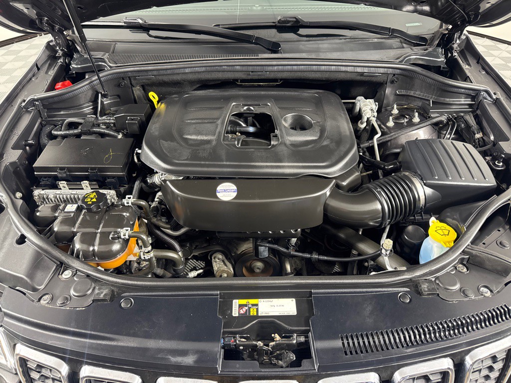 2017 Jeep Grand Cherokee Image 30