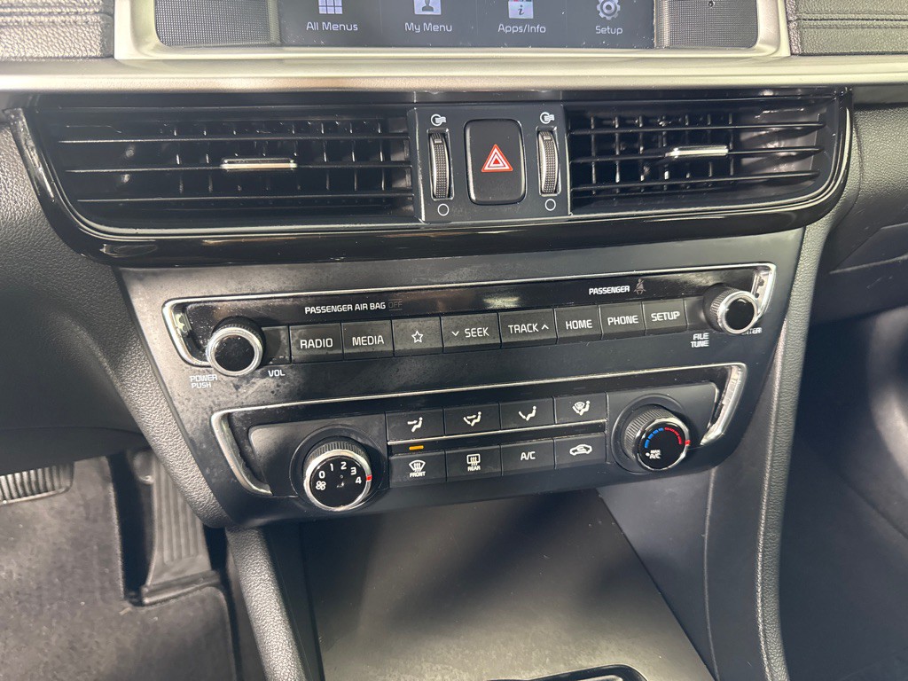 2020 Kia Optima Image 20