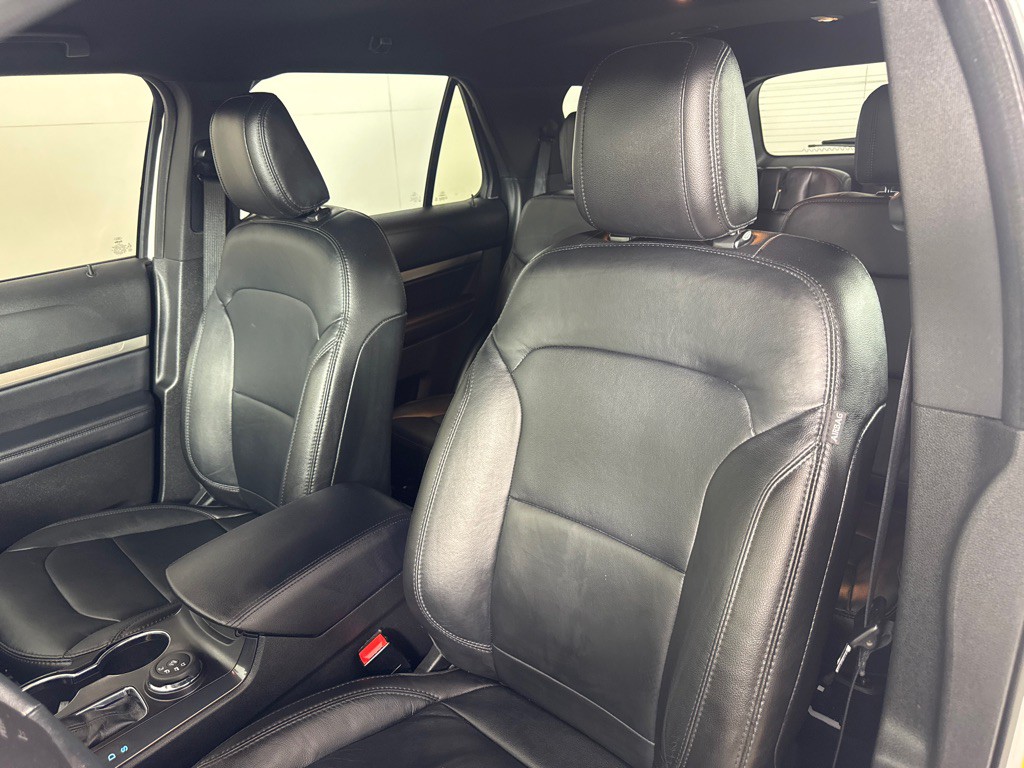 2018 Ford Explorer Image 14