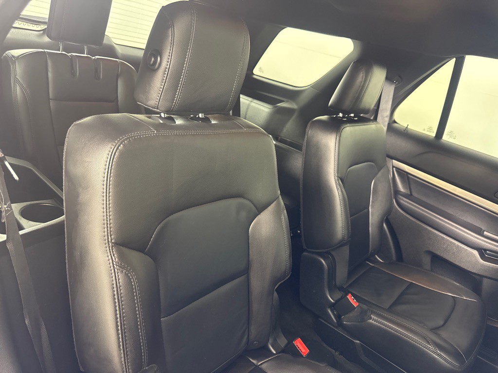 2018 Ford Explorer Image 24