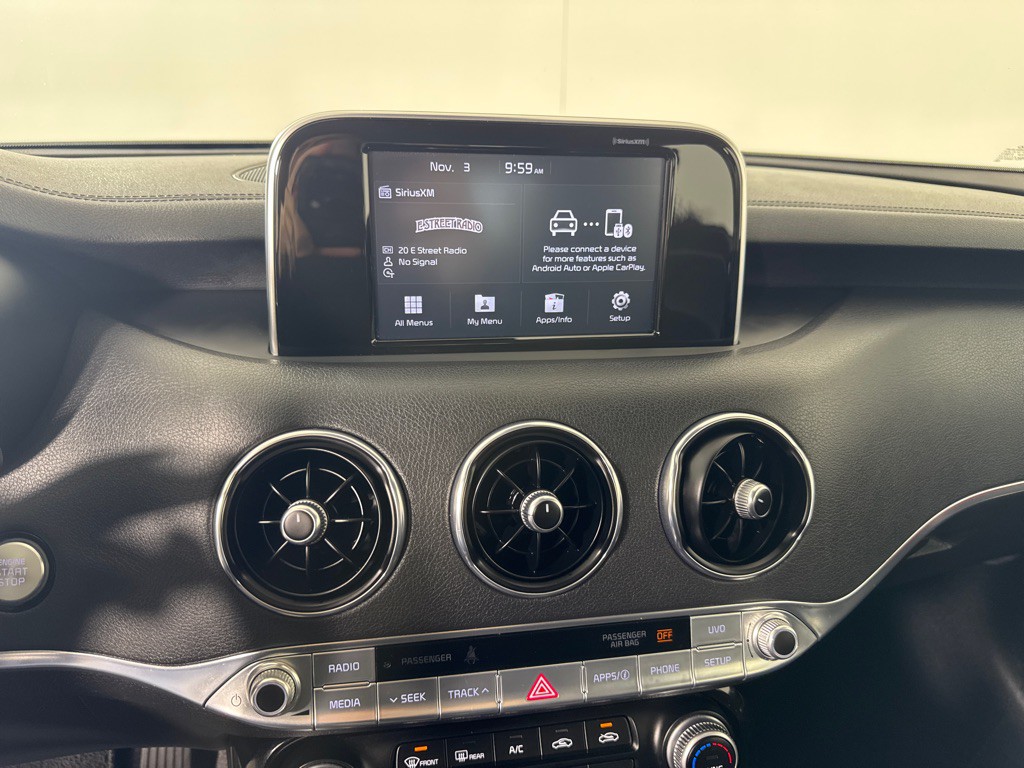 2018 Kia Stinger Image 16