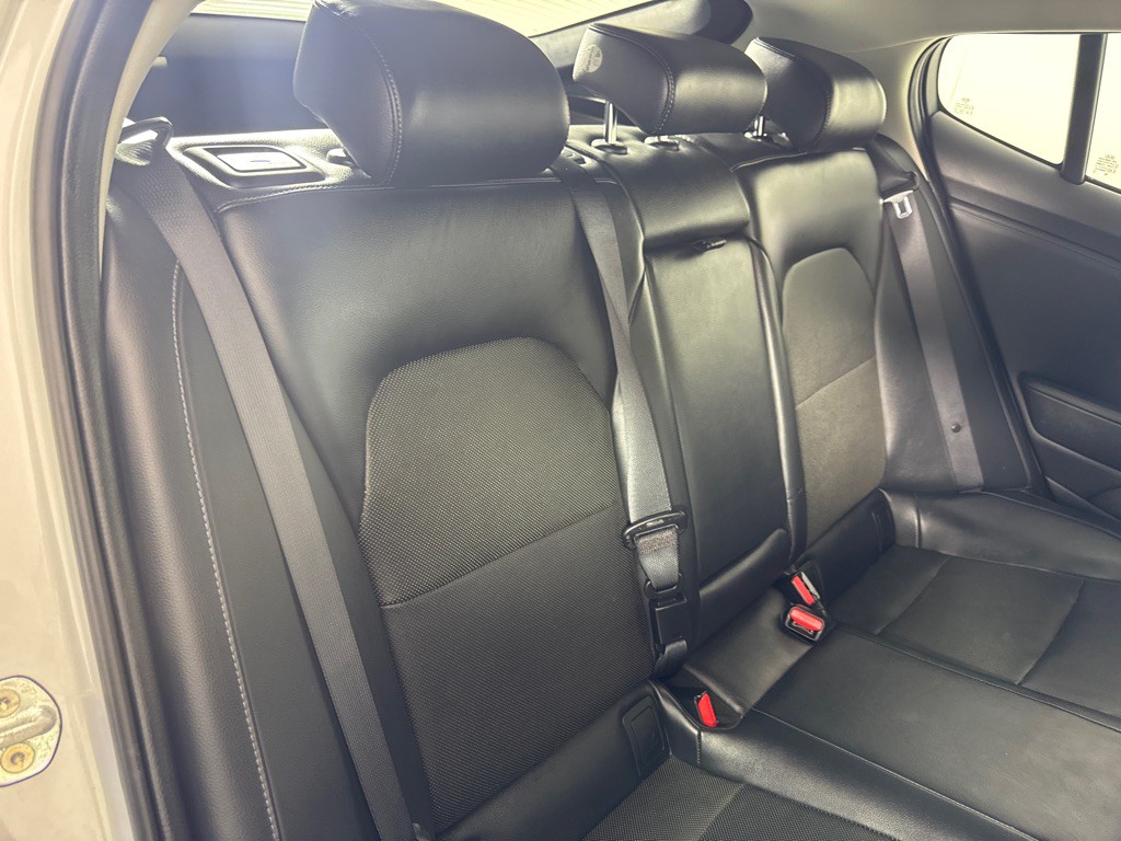 2018 Kia Stinger Image 23