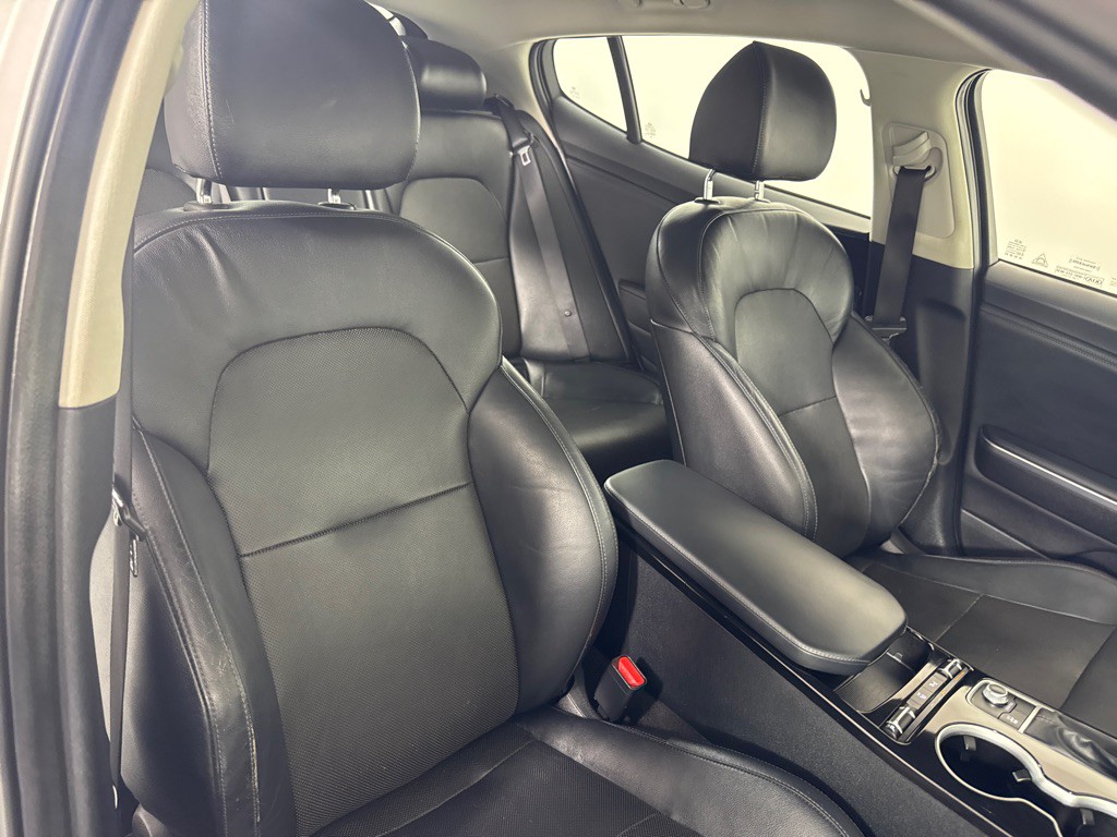 2018 Kia Stinger Image 25