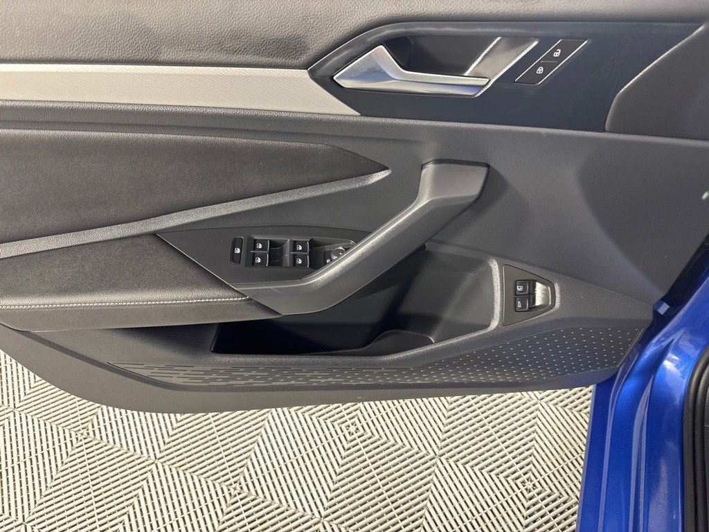 2024 Volkswagen Jetta Image 13