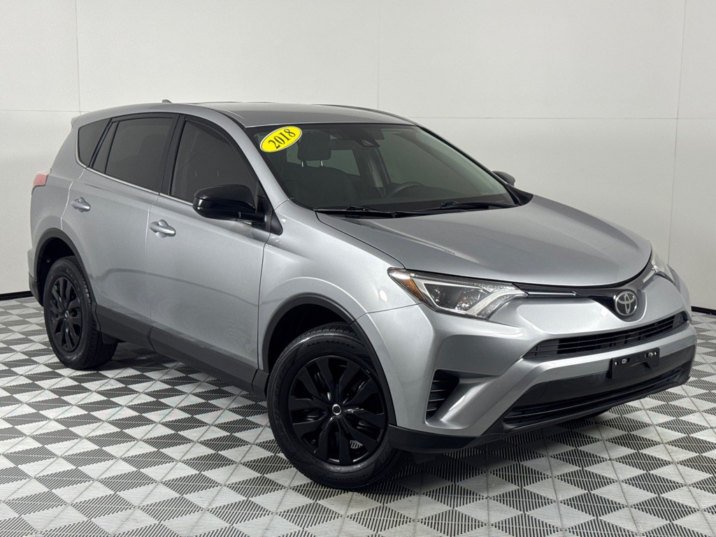 2018 Toyota Rav4 Image 2
