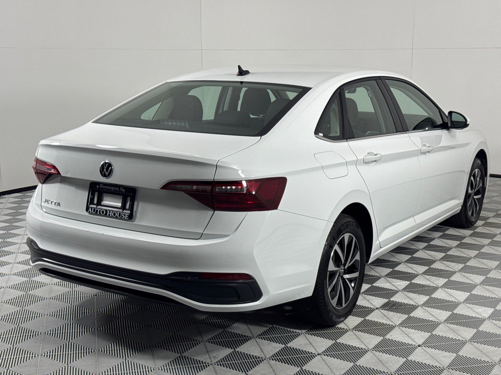 2024 Volkswagen Jetta Image 5