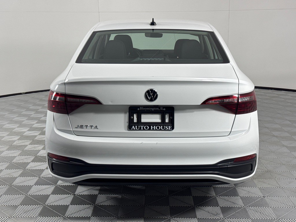 2024 Volkswagen Jetta Image 6