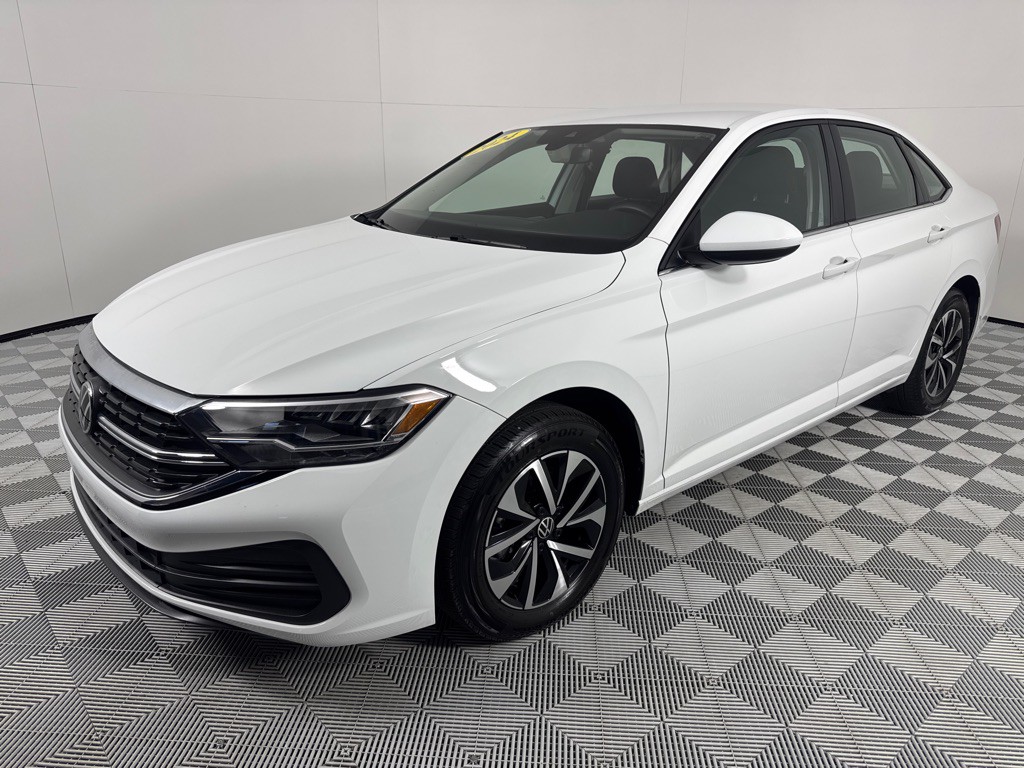 2024 Volkswagen Jetta Image 10