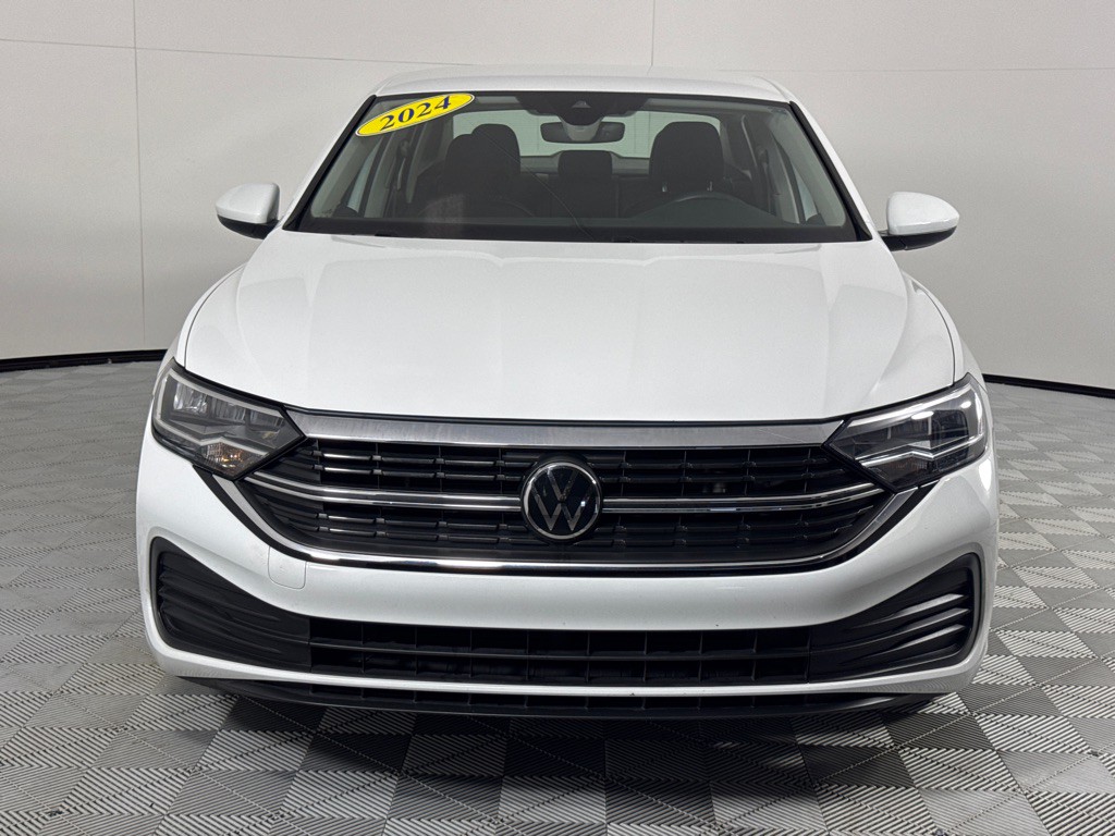 2024 Volkswagen Jetta Image 12