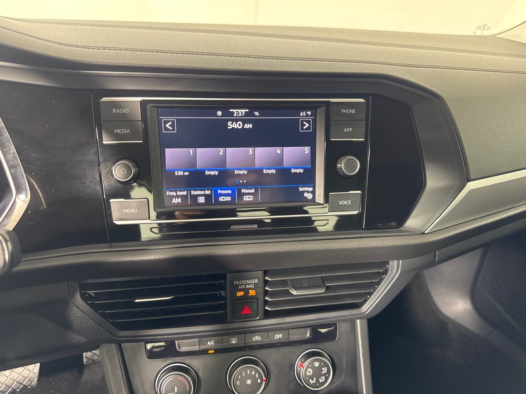 2024 Volkswagen Jetta Image 18