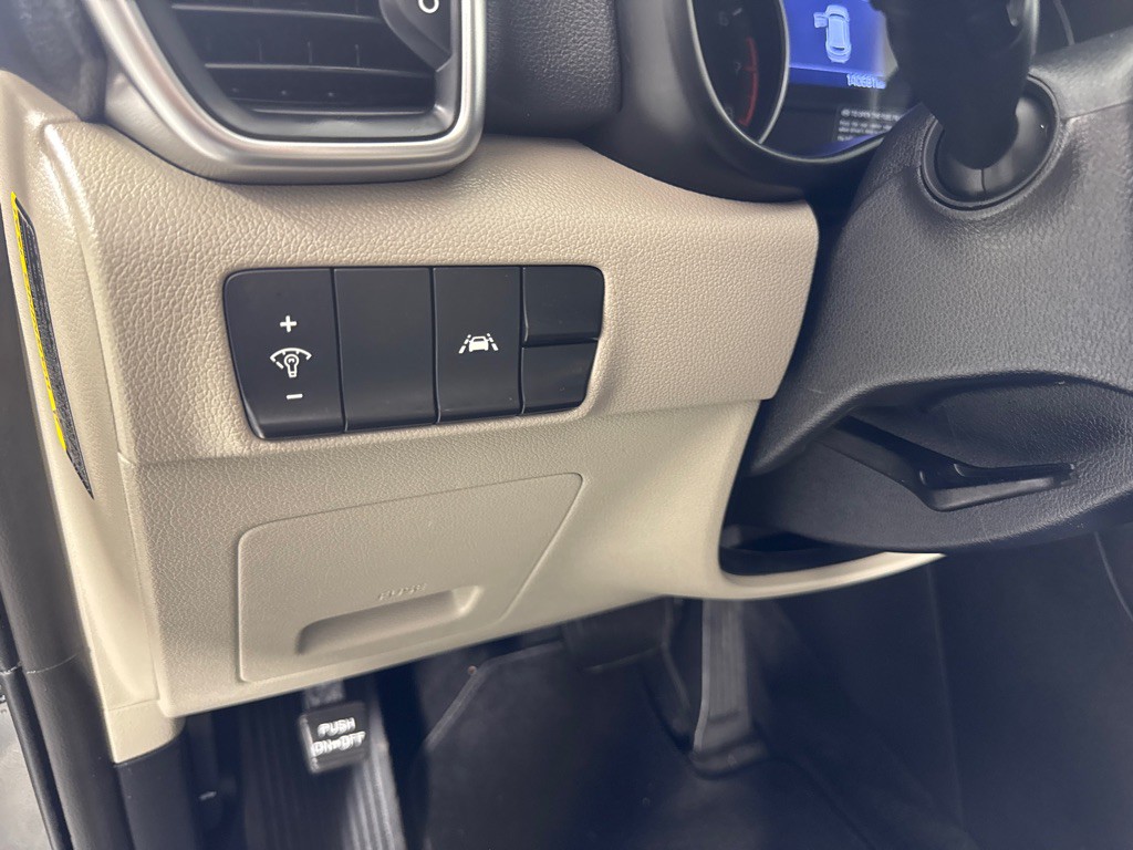 2020 Kia Sportage Image 16