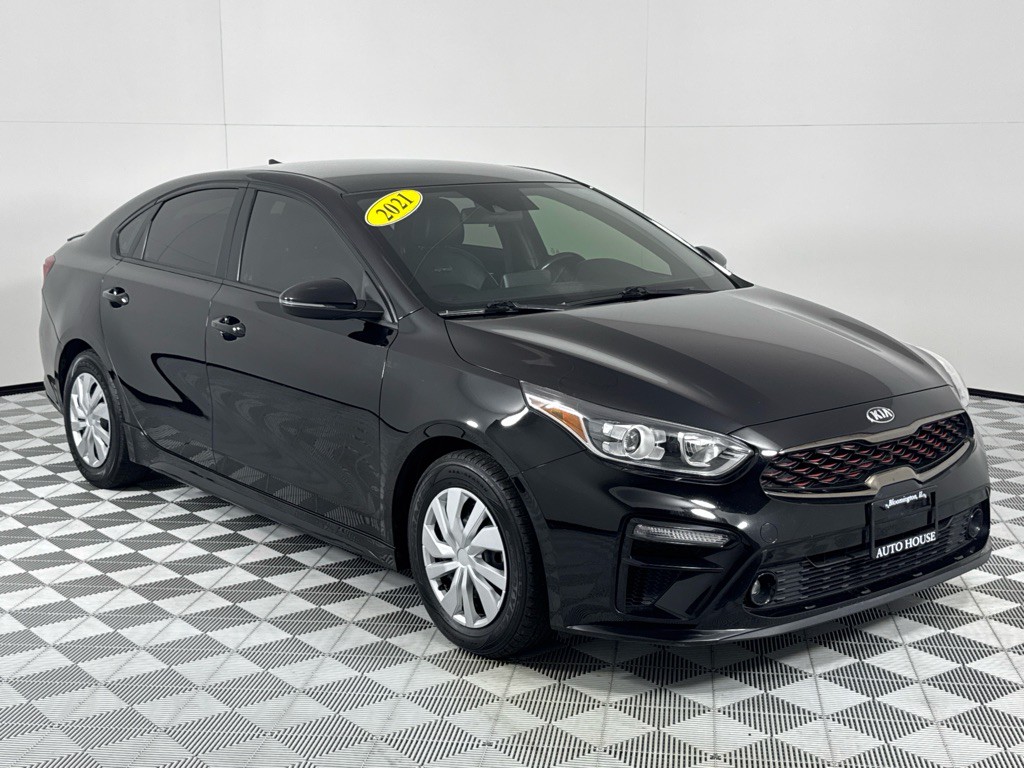 2021 Kia Forte Image 3