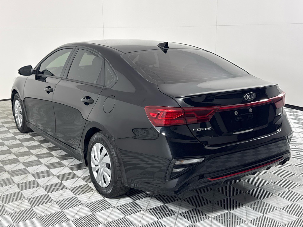 2021 Kia Forte Image 7