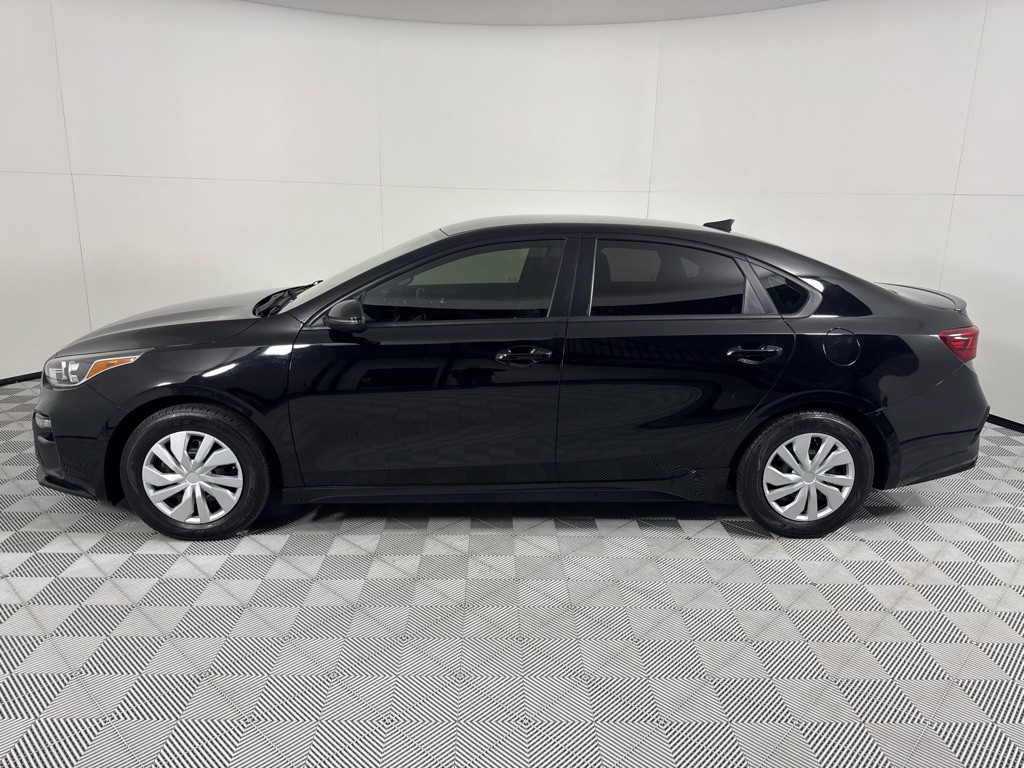 2021 Kia Forte Image 8