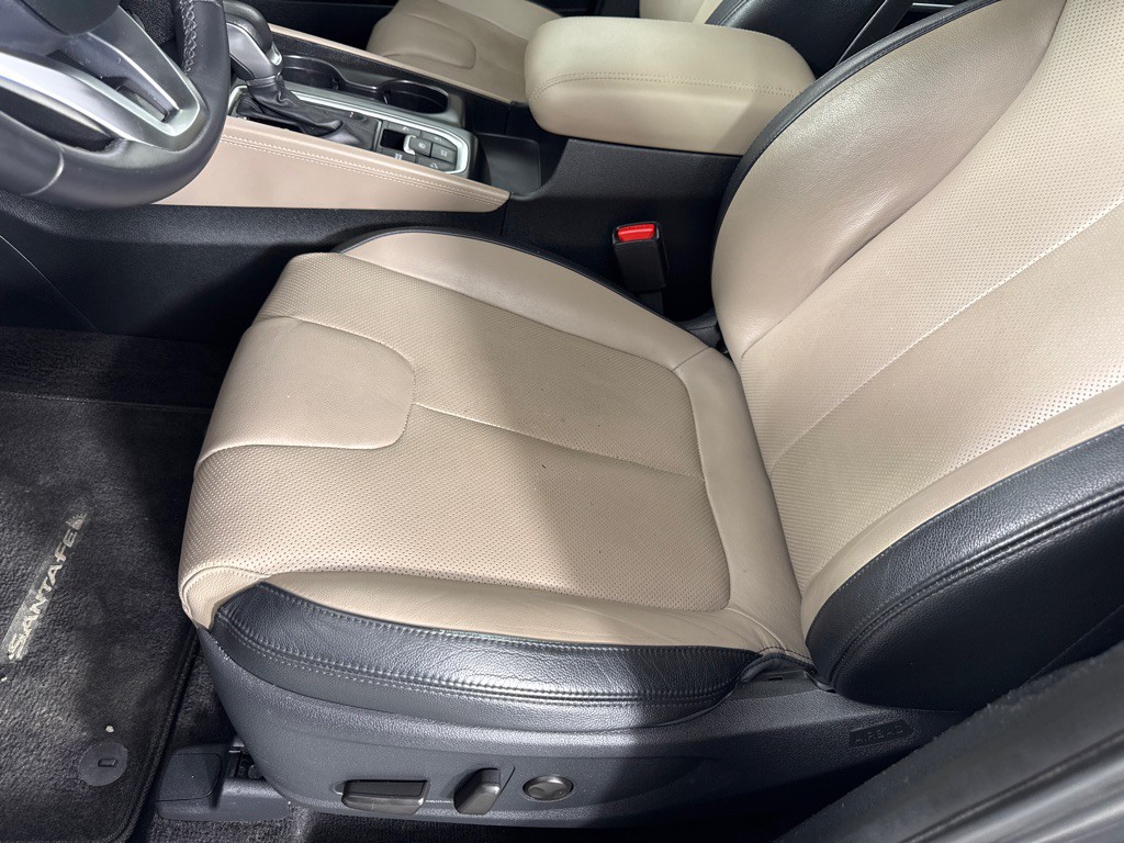 2019 Hyundai Santa Fe Image 14