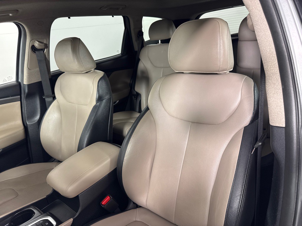 2019 Hyundai Santa Fe Image 15