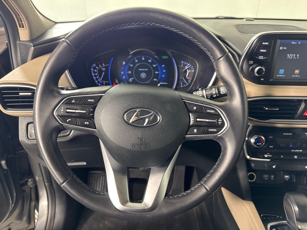 2019 Hyundai Santa Fe Image 18